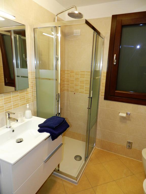 Apartmán Casa Elena 1 Germignaga Exteriér fotografie